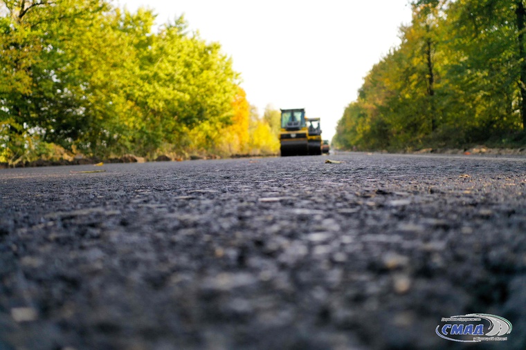 Влаштування вирівнюючого шару на автомобільній дорозі загального користування місцевого значення О-02-21-12 Шпиків-Тульчин км 7+953 – км 22+100